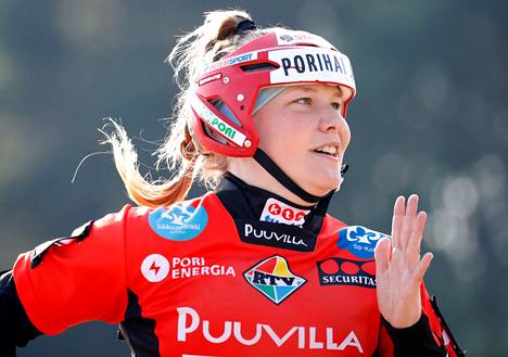 Tiia Peltonen valittiin uransa ensimmäiseen naisten Itä–Länteen.