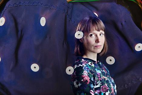Katri Saarikivi on suomalainen aivotutkija ja tieteen popularisoija. Hän luennoi Chamber Music -festivaalilla lauantaina 4. kesäkuuta. Saarikivi kuvattiin toukokuussa 2020.