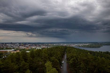 Sateet piiskasivat Tampereella 17. toukokuuta 2021.