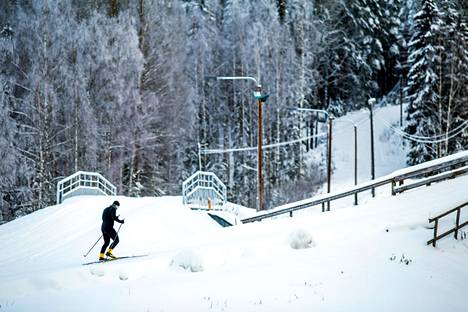 Valkeakosken Korkeakankaalla hiihdetään sunnuntaina perinteisen tyylin piirinmestaruuksista. Maaliskuussa sama alueella järjestetään nuorten SM-hiihdot.