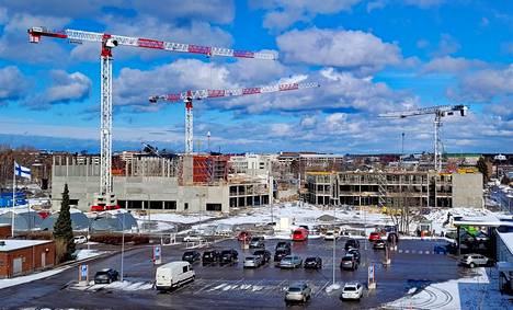 Kampusalueen katujen ja vesihuollon rakentaminen alkaa maanantaina 25 huhtikuuta. Urakka valmistuu lokakuussa 2023.