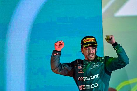 Aston Martin on saanut jujun juonesta kiinni vaikean kauden jälkeen. Fernando Alonso otti heti palkintosijan.