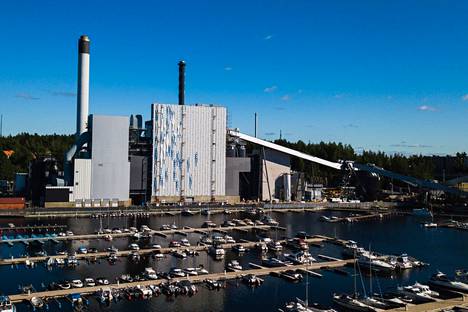 Naistenlahden voimalaitos Tampereella kuvattiin 25. elokuuta 2022.