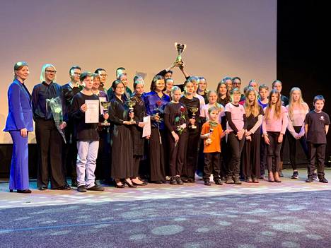 Sibelius-opiston harmonikkaorkesteri vei Suomen mestaruuden viime viikonloppuna järjestetyissä kisoissa Ikaalisissa. 
