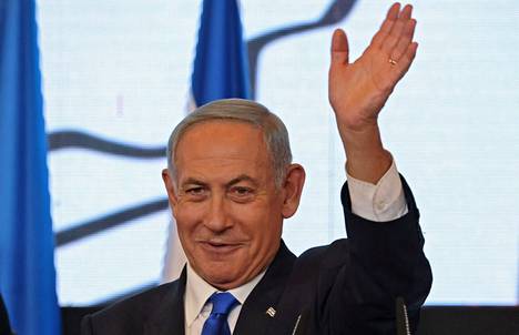 Benjamin Netanjahun johtama vaaliliittouma on ottamassa niukan vaalivoiton parlamenttivaaleissa Israelissa.
