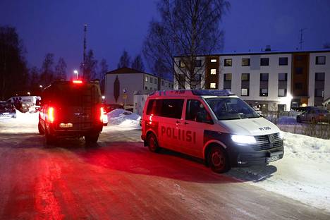 Useiden poliisipartioiden tehtävä liittyi epäiltyyn ampumiseen Ylöjärvellä.