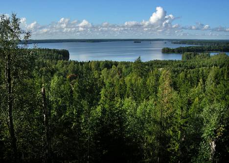 Rapolanharjulta Vanajavedelle avautuva maisema on rakas monelle valkeakoskelaiselle, kuten oli aikoinaan myös useille suomalaisille taiteilijoille.
