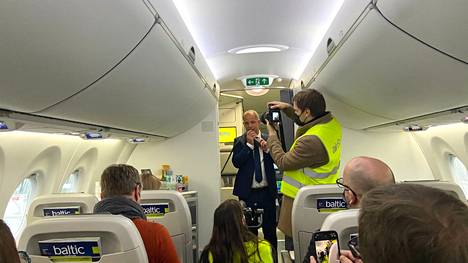 Air Balticin toimitusjohtaja Martin Gauss kertoi tiistaina tiedotustilaisuudessa, että Tampere-Pirkkalasta tulee Air Balticin ensimmäinen Baltian maiden ulkopuolinen kotikenttä keväällä 2022. 