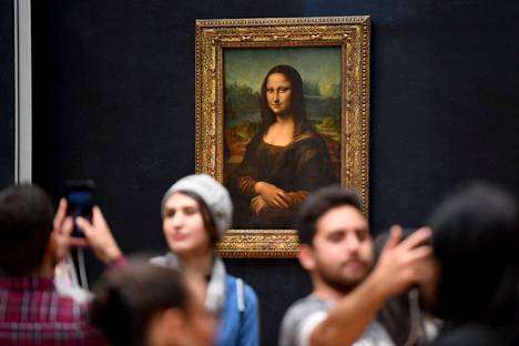 Mona Lisa on ollut suojalasin takan joulukuusta 1956 lähtien.