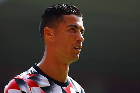 Cristiano Ronaldo haaveilee paluusta Italiaan ja Mestarien liigaan.