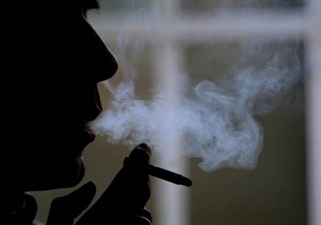 Tupakoinnin arvioidaan johtavan Uudessa-Seelannissa noin 5 000 ihmisen kuolemaan vuosittain. 