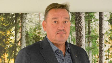 55-vuotias pitkän linjan yrittäjä Kari Salminen on Reserviläisliiton uusi puheenjohtaja.