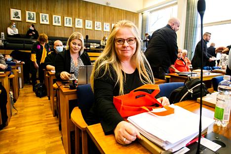 Valtuutettu ja kaupunginhallituksen jäsen Pia Hänninen on vahvasti Icehearts-aloitteensa takana.