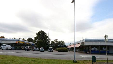 Ely-keskus ja Satakunnan museo säilyttäisivät Harjavallan liikekeskuksen.