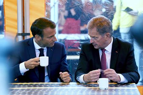 Presidentti Sauli Niinistö tapaa tänään presidentti Emmanuel Macronin Pariisissa. Kuvassa presidentit Macronin Suomen vierailulla Helsingissä elokuussa 2018.
