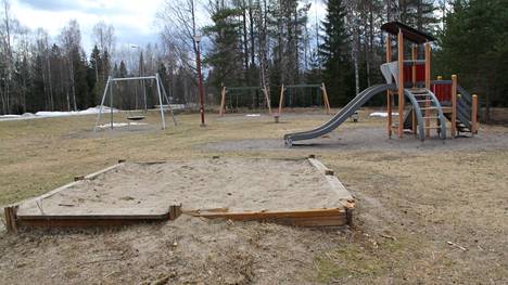Mänttä-Vilppulan kaupungilla ei ole varattuna määrärahoja leikkikenttien korjaamiseen.