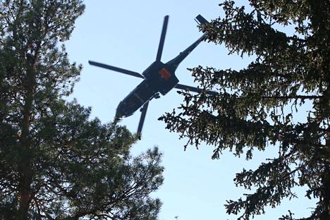 Noin tunti sen jälkeen, kun Hawk-koneen putoamisesta oli tullut hälytys, onnettomuusalueen yllä Keuruulla liikkui Rajavartiolaitoksen helikopteri.