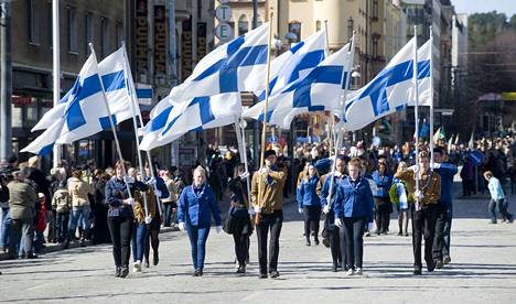 Partioparaati Tampereella katkaisee Puutarhakadun liikenteen - Moro -  Aamulehti