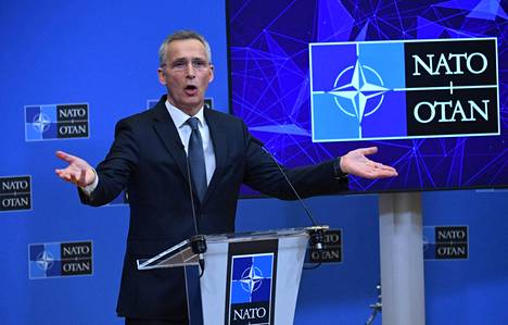 Naton pääsihteeri Jens Stoltenberg piti keskustelun jälkeen tiedotustilaisuuden 7. tammikuuta Belgiassa.
