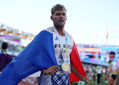 Ranskan Kevin Mayer voitti kymmenottelun maailmanmestaruuden.