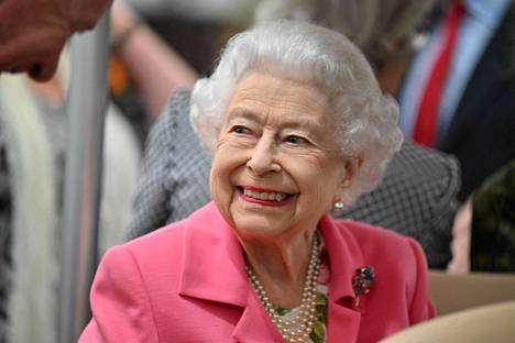 Kuningatar Elisabet II vieraili 23. toukokuuta Chelsean kukkanäyttelyssä.