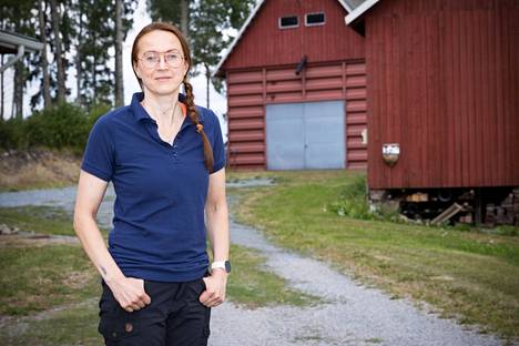 Sastamalalainen eläinlääkäri Kati Tuomola on tutkinut hevosten suuterveyttä. Hän sai väitöskirjatyönsä jatkotutkimukseen 4000 euron apurahan Huittisten Säästöpankkisäätiöltä.
