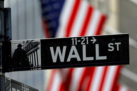 New Yorkin pörssi sijaitsee Wall Street -kadulla.
