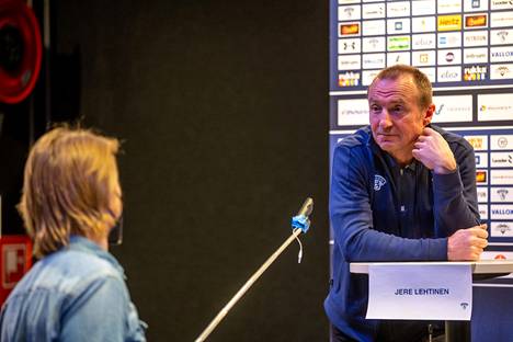 Leijonien manageri Jere Lehtinen kertoi tiistai-iltana medialle A-maajoukkueen tilanteesta, kun MM-kotikisoihin on aikaa puolisentoista viikkoa.