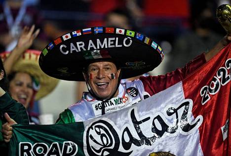 Meksikolaiset MM-kisaturistit muistetaan aiemmiltakin vuosilta.