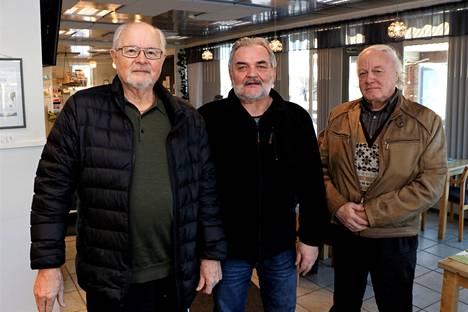 Heikki Soininen, Hannu Nevala ja Erkki Pajunen pitävät Kokemäen äänestysprosenttia kehnona, mutta ovat mielissään siitä, että paikallisia aluevaltuutettuja on peräti neljä.