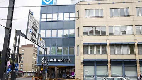 Aamulehti kertoi aiemmin Pirkanmaan Lähi-Tapiolan johtamisongelmista ja yhtiössä harjoitetusta kiusaamisesta. Yhtiöstä paljastuu nyt myös vakuuttamiseen liittyviä kyseenalaisia toimintatapoja. Pirkanmaan Lähi-Tapiolan toimisto sijaitsee Itsenäisyydenkadun ja Tammelan puistokadun risteyksessä Tampereella.
