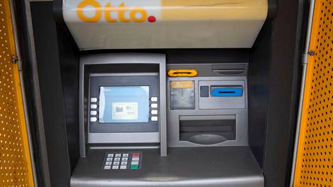 Automatian mukaan tietoliikennekatko on sulkenut Otto-pankkiautomaatteja.