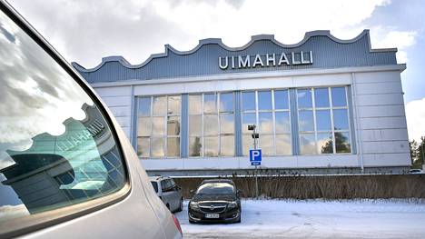 Vanha uimahalli jatkaa, joten myös vanhat maksut jatkuvat Raumalla.