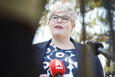 Valtiovarainministeri Annika Saarikko kertoi valtiovarainministeriön sisäisten budjettineuvotteluiden tilanteesta tiedotustilaisuudessaan Espoossa 3. elokuuta 2022. 
