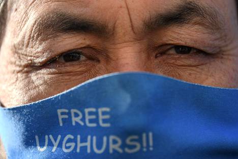 Raportin mukaan Kiinan uiguurialueilla on tehty mahdollisesti rikoksia ihmisyyttä vastaan. 