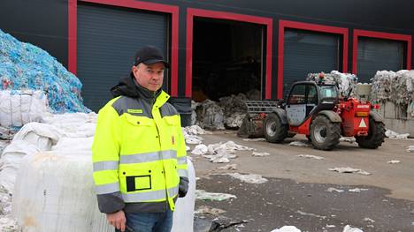 Toimitusjohtaja Janne Saarinen on vaikeuksista huolimatta luottavainen kierrätysmuovin tulevaisuuteen.