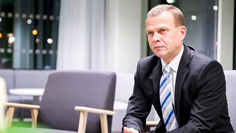 Hallituksen muodostaja, kokoomuksen puheenjohtaja Petteri Orpo joukkoineen aikoo kasvattaa verotuloja poistamalla viimeisiäkin vähennyksiä.