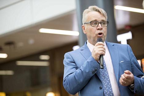 Peter Östman valittiin kristillisten ensimmäiseksi varapuheenjohtajaksi Oulussa.Kristilliset Oulussa