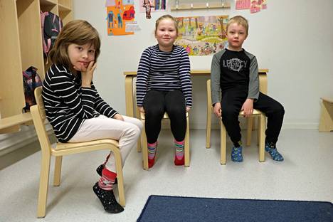 Anni Lehtinen, Iita Siitonen ja Konsta Pajunen ovat Joenrannan päiväkodin lapsia. He kertovat, mikä päiväkodissa ja sen arjessa on parasta.