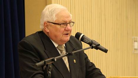 Vuosina 1999 – 2011 keskisuomalaisena kansanedustajana toiminut keuruulainen Lauri Oinonen (kesk) pyrkii nyt eduskuntaan Uudenmaan vaalipiiristä.