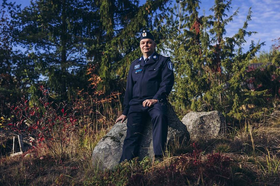Sisä-Suomen poliisilaitoksen uusi poliisipäällikkö Mikko Masalin, 52, asuu Keravalla, jossa hänet valokuvattiin perjantaina. Laitoksen hallinnollinen ja johdollinen keskus sijaitsee Tampereella.