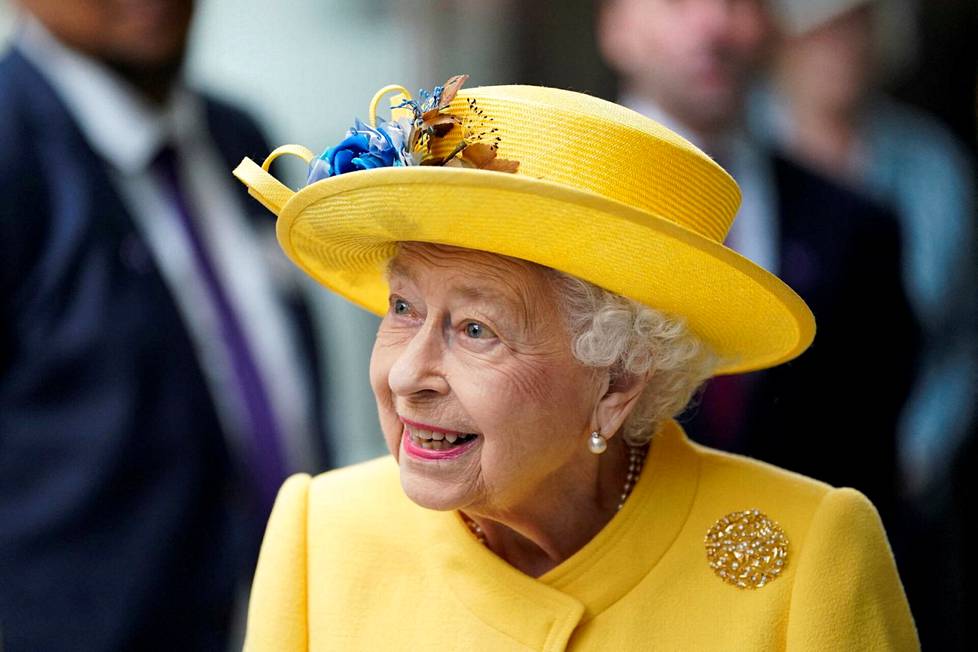 Kuningatar Elisabet, 96, kävi avaamassa nimeään kantavan uuden maanalaislinjan Lontoossa toukokuun puolessavälissä.