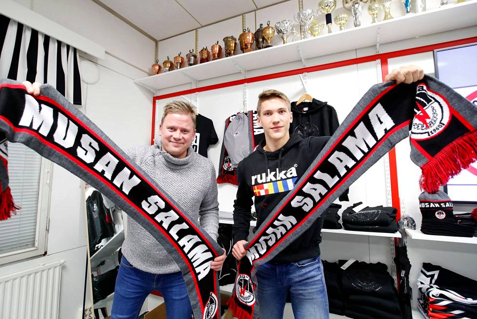 MuSa teki kovat kiinnitykset, kun se sai pidettyä riveissään päävalmentaja Ville Ulasen ja nuorten maajoukkuepelaajan Joonas Lakkamäen.