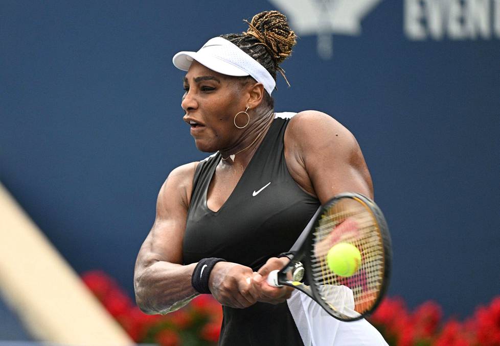 Serena Williams muutti naisten tennistä fyysisemmaksi. 