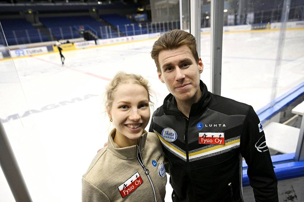 Juulia Turkkila ja Matthias Versluis haluavat menestyä kotiyleisön edessä taitoluistelun EM-kisoissa Espoossa.