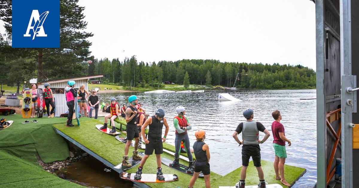 Vesilautailua, grillailua ja uimista - Tältä näytti Peltomäki Resortin  juhannus - Pirkanmaa - Aamulehti