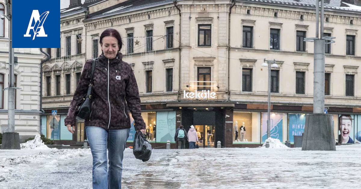 Ota spede-kävely käyttöön, ulkona on nyt hyvin liukasta – Tampere tilasi 60  tonnia sepeliä: 