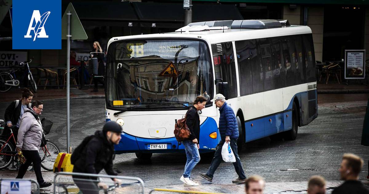 Pirkanmaan Tilausliikenne ajaa useita Tampereen linjoja pahasti  vanhentuneilla busseilla: ”Niiden ei todellakaan pitäisi olla linjoilla” –  Syynä uusien autojen toimitusvaikeudet - Tampere - Aamulehti