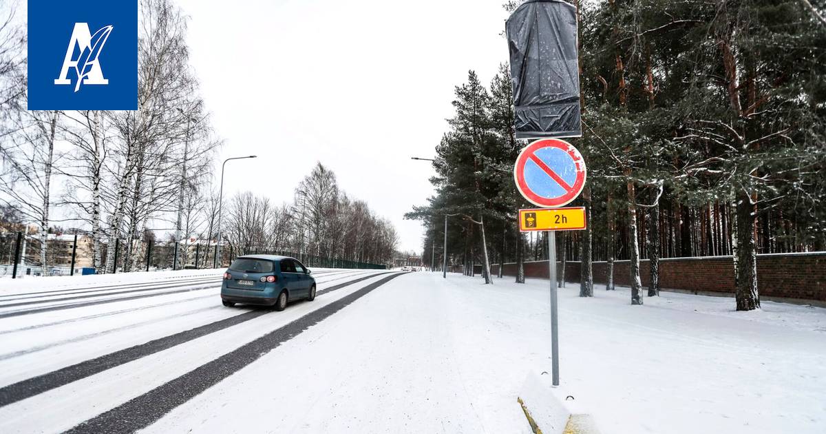 Mihin Kalevankankaan hautausmaalle saa jättää auton parkkiin Tampereella? -  Tampere - Aamulehti