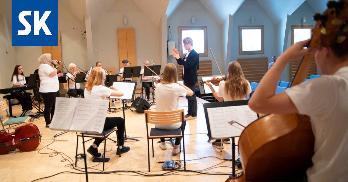 Suomen musiikkiopistoissa soi tänään Finlandia, katso miten se soitetaan  Palmgren- konservatoriossa - Kulttuuri - Satakunnan Kansa